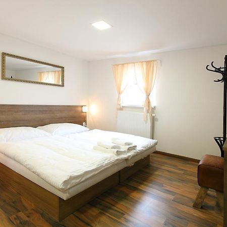 Penzion Ulicka Stupava Ngoại thất bức ảnh